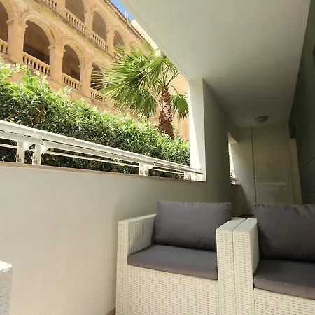 Summer Breeze * Sliema